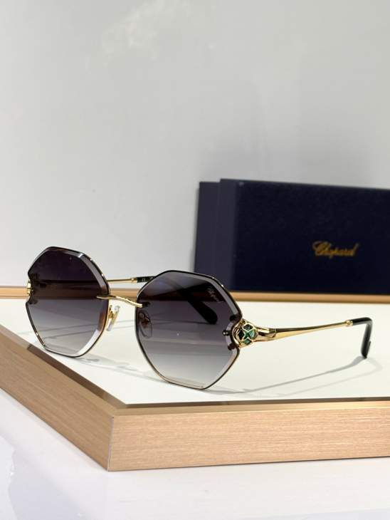 Picture of Chopard Sunglasses _SKUfw71516699fw